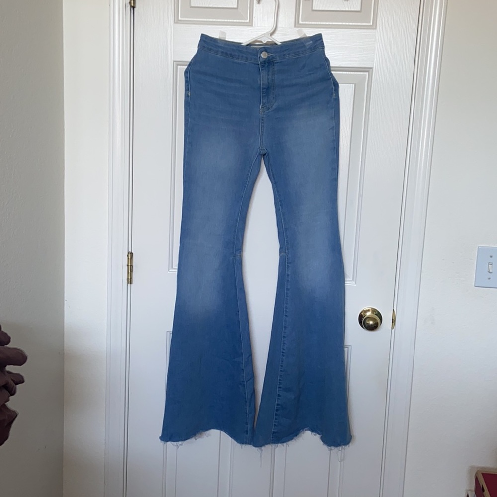 Free People Just Float on Flare jeans size 26R - Picture 6 of 10